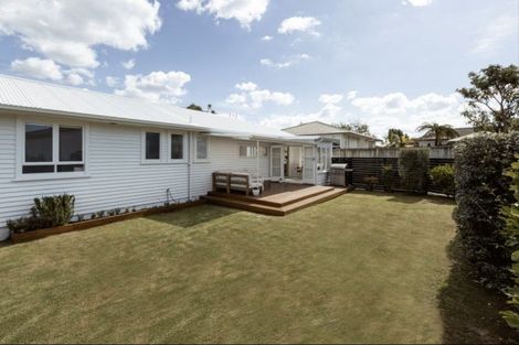 Photo of property in 559 Maunganui Road, Mount Maunganui, 3116