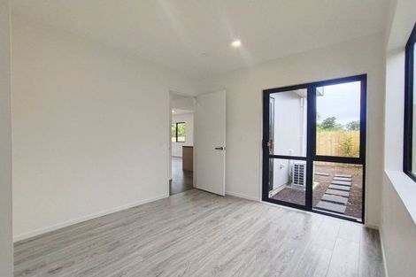 Photo of property in 11 Portadown Avenue, Pakuranga Heights, Auckland, 2010