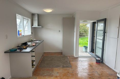 Photo of property in 12 Burbridge Road, Favona, Auckland, 2024