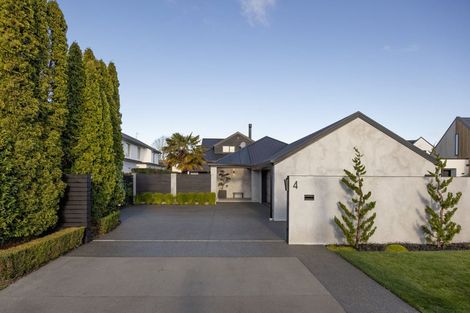 Photo of property in 4 Wairarapa Terrace, Merivale, Christchurch, 8014