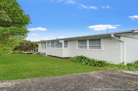 Photo of property in 11 Albatross Road, Red Beach, 0932