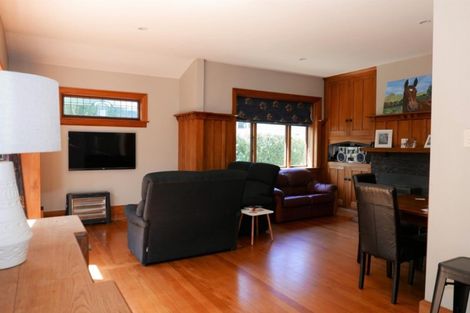 Photo of property in 27 Ensors Road, Opawa, Christchurch, 8023