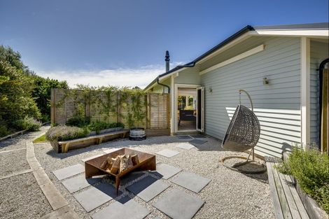 Photo of property in 23 Waipuka Road, Waimarama, Havelock North, 4294