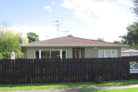 Photo of property in 7a Imogene Way, Half Moon Bay, Auckland, 2012