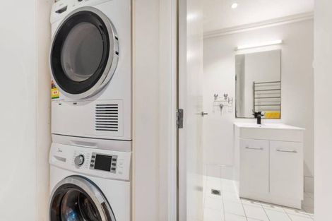 Photo of property in 17a/30 Westward Ho, Glen Eden, Auckland, 0602