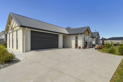 Photo of property in 102 Te Ranga Memorial Drive, Pyes Pa, Tauranga, 3112