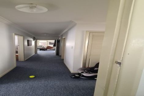 Photo of property in 28 Gibbons Street, Upper Hutt Central, Upper Hutt, 5018