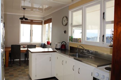 Photo of property in 21 Montgomery Avenue, Onerahi, Whangarei, 0110