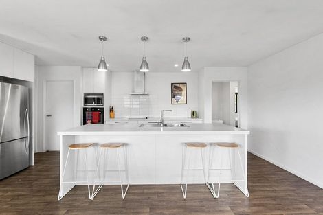 Photo of property in 27 Marbleleaf Lane, Albert Town, Wanaka, 9305