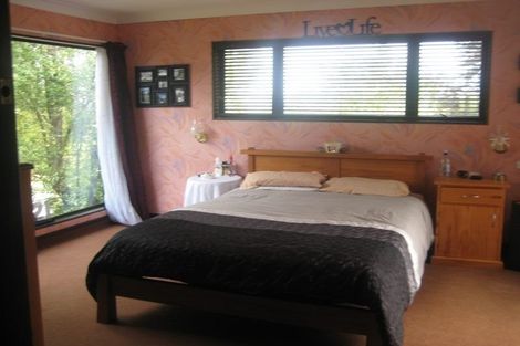 Photo of property in 29 Kurupae Road, Hilltop, Taupo, 3330