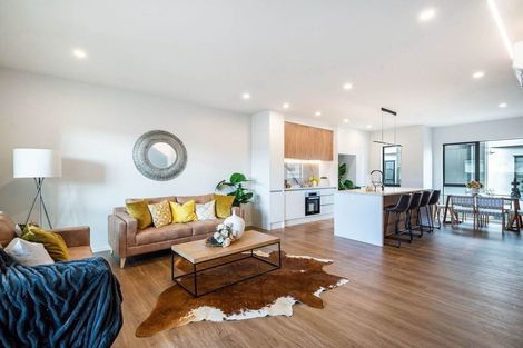 Photo of property in 6 Mina Way, Browns Bay, Auckland, 0630