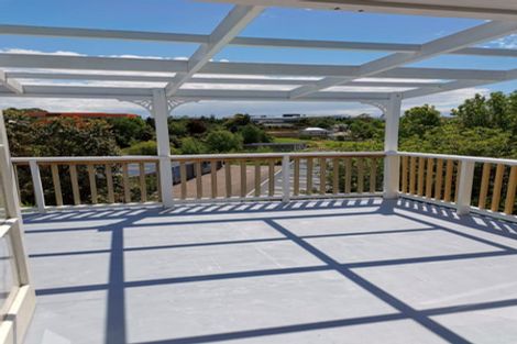 Photo of property in 17 Landview Road, Parkvale, Tauranga, 3112