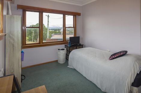 Photo of property in 21 Selwyn Street, South Hill, Oamaru, 9400