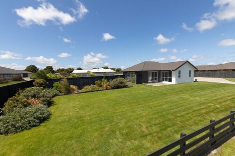 Photo of property in 96 Mount Taylor Drive, Feilding, 4775