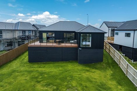 Photo of property in 206 Penruddock Rise, Westmorland, Christchurch, 8025