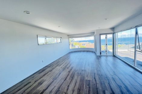 Photo of property in 31 Churchill Road, Murrays Bay, Auckland, 0630