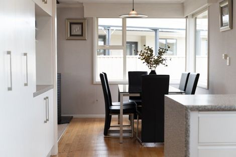 Photo of property in 32 Severn Street, Mosgiel, 9024