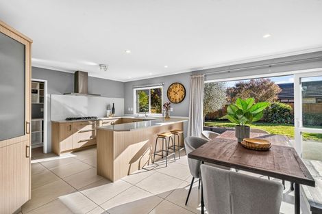 Photo of property in 12 Sylvester Crescent, Flagstaff, Hamilton, 3210