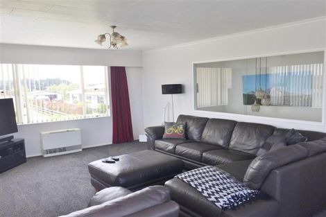 Photo of property in 6 Murch Place, Tawhero, Whanganui, 4500