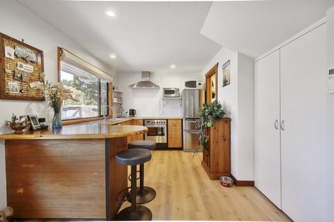 Photo of property in 5 Penfold Square, Leithfield, 7481