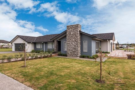 Photo of property in 11 Waipunahau Road, Waikanae, 5036