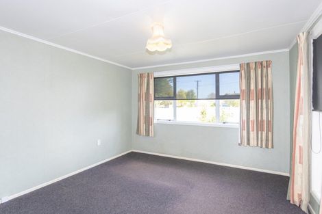 Photo of property in 28 Wilson Street, Waverley, 4510