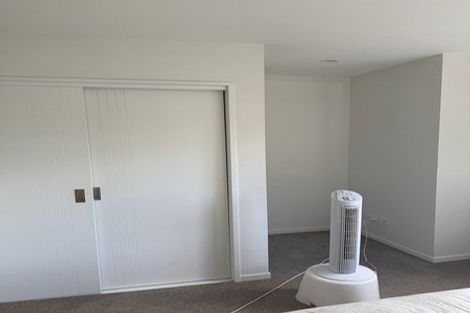 Photo of property in 5/9 Flanshaw Road, Te Atatu South, Auckland, 0610