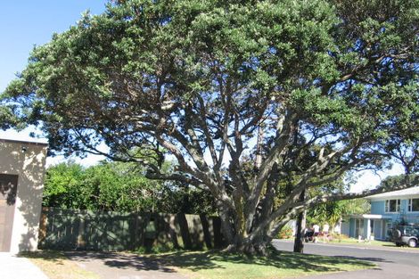 Photo of property in 17 Tiri Road, Takapuna, Auckland, 0620