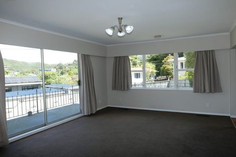 Photo of property in 113 Parkvale Road, Karori, Wellington, 6012