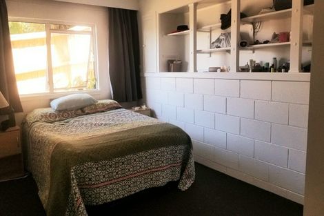 Photo of property in 15 Verran Road, Birkenhead, Auckland, 0626