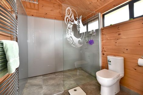 Photo of property in 4 Kanuka Road, Sandspit, Warkworth, 0982