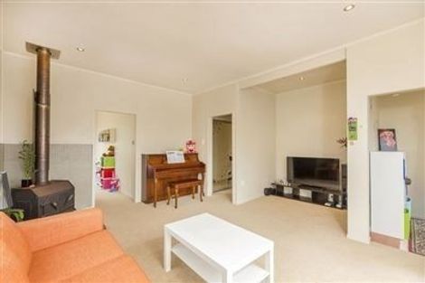 Photo of property in 1/27 Rosedale Road, Pinehill, Auckland, 0632