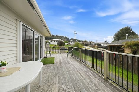 Photo of property in 8 Robin Street, Selwyn Heights, Rotorua, 3015