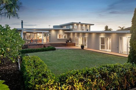 Photo of property in 12 Oban Road, Browns Bay, Auckland, 0630