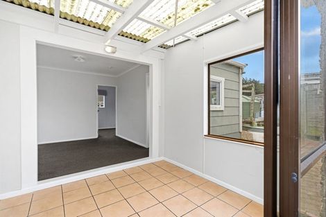 Photo of property in 16 Hydrabad Drive, Waitarere Beach, Levin, 5510