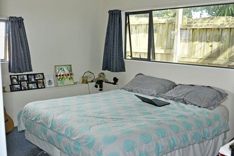 Photo of property in 127 Lancaster Road, Beach Haven, Auckland, 0626