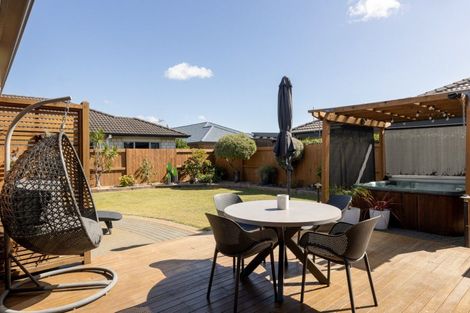 Photo of property in 582 Gloucester Road, Papamoa Beach, Papamoa, 3118