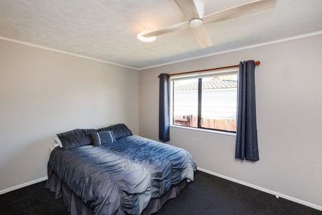 Photo of property in 6 Apollo Parade, Milson, Palmerston North, 4414