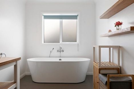 Photo of property in 22 Charles Court, Lake Hawea, Wanaka, 9382