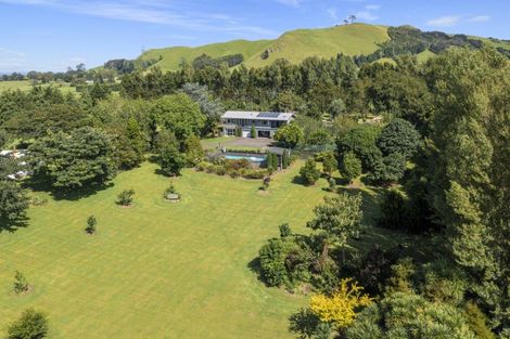 Photo of property in 52 Te Puke Highway, Kairua, Te Puke, 3187