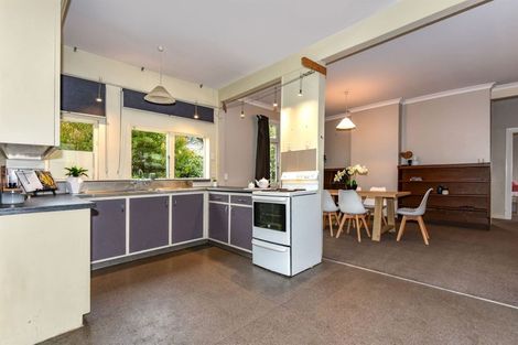 Photo of property in 52 Bowhill Road, New Brighton, Christchurch, 8083