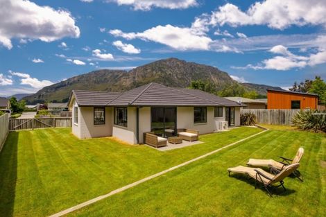 Photo of property in 7 Alluvial Court, Arthurs Point, Queenstown, 9371