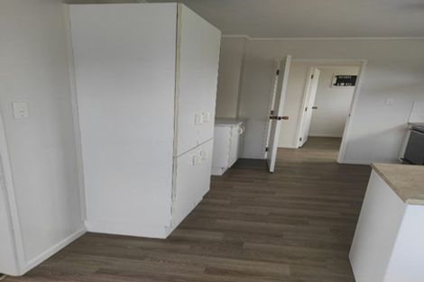 Photo of property in 2/21 Penion Drive, Flat Bush, Auckland, 2023