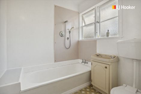 Photo of property in 206 Gladstone Road, Dalmore, Dunedin, 9010