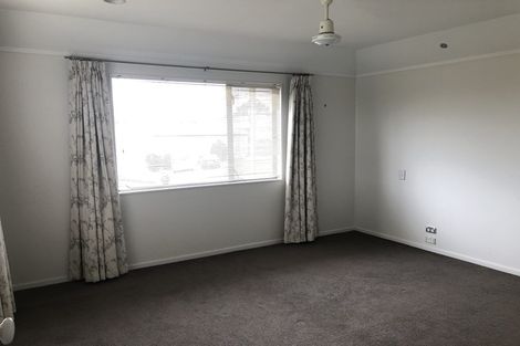 Photo of property in 1/16 Pax Avenue, Forrest Hill, Auckland, 0620