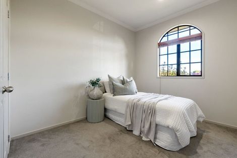 Photo of property in 2 Keswick Crescent, Huntington, Hamilton, 3210