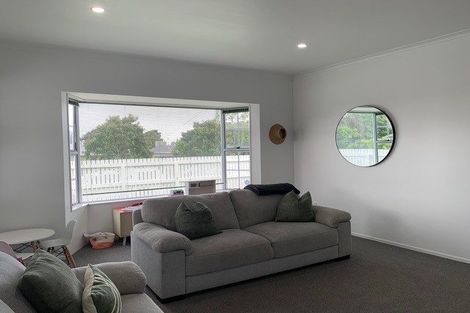 Photo of property in 13 Burns Street, Westown, New Plymouth, 4310