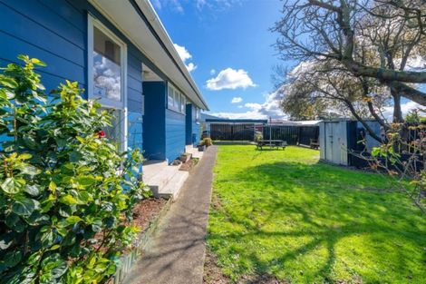 Photo of property in 74 Cranmere Crescent, Mangere East, Auckland, 2024