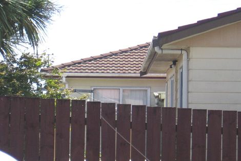Photo of property in 1/8 Gerbic Place, Mount Roskill, Auckland, 1041