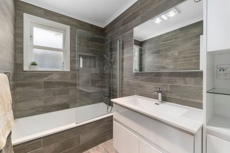 Photo of property in 6 Chittick Street, Stokes Valley, Lower Hutt, 5019